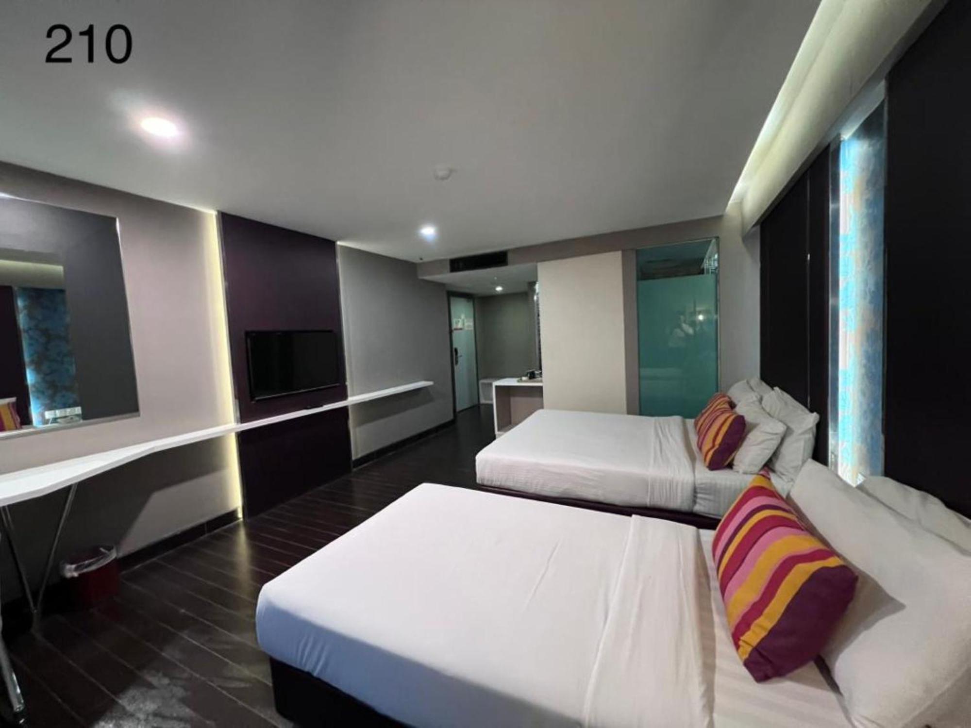 Kingston Hotel 3 - Kuala Lumpur Exterior photo